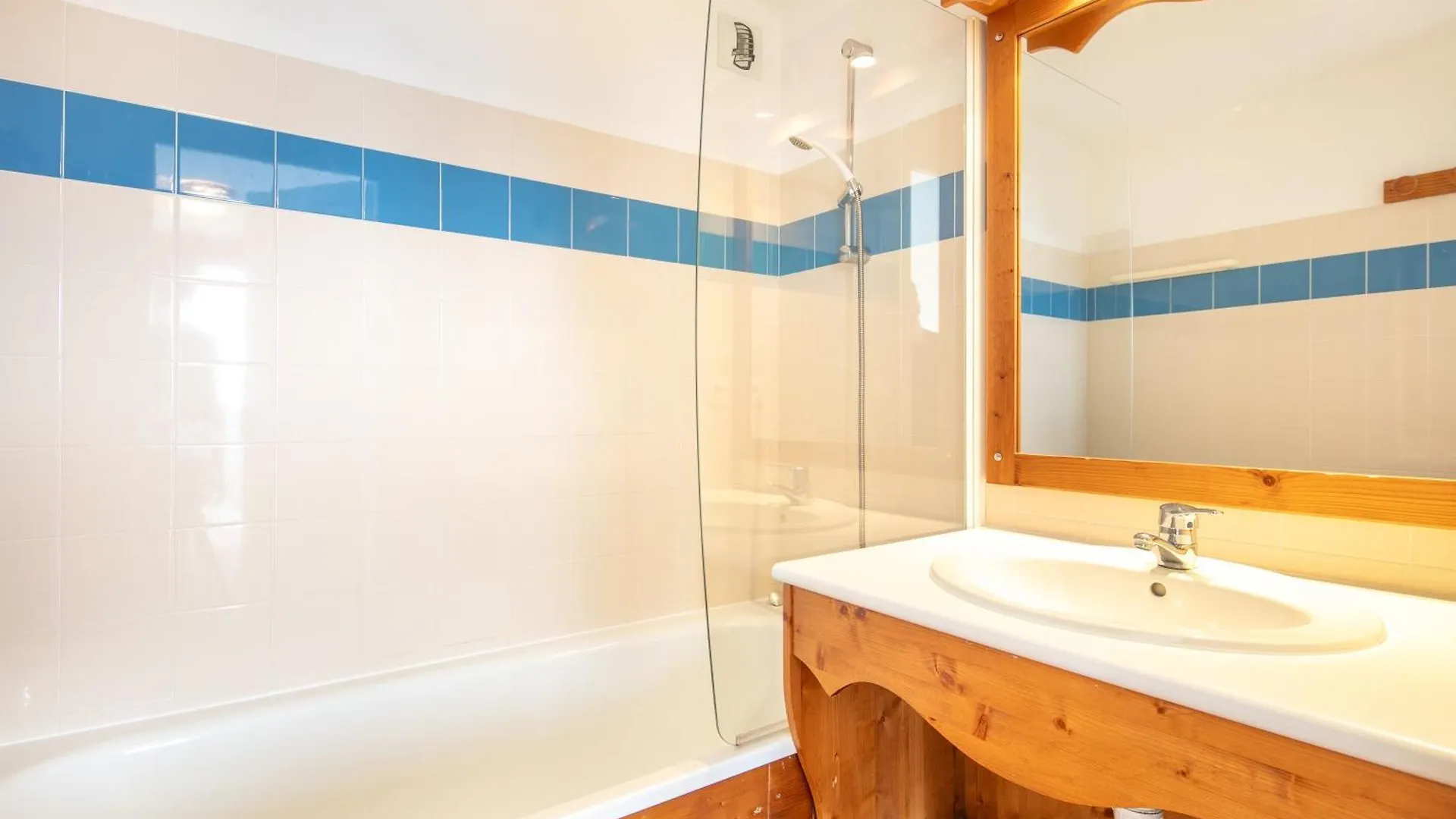 Appartement Le Pichu - Appt Avec Vue Montagne à Chamrousse France